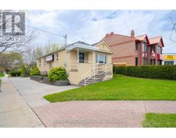 586 BROWNS LINE, Toronto, Ontario