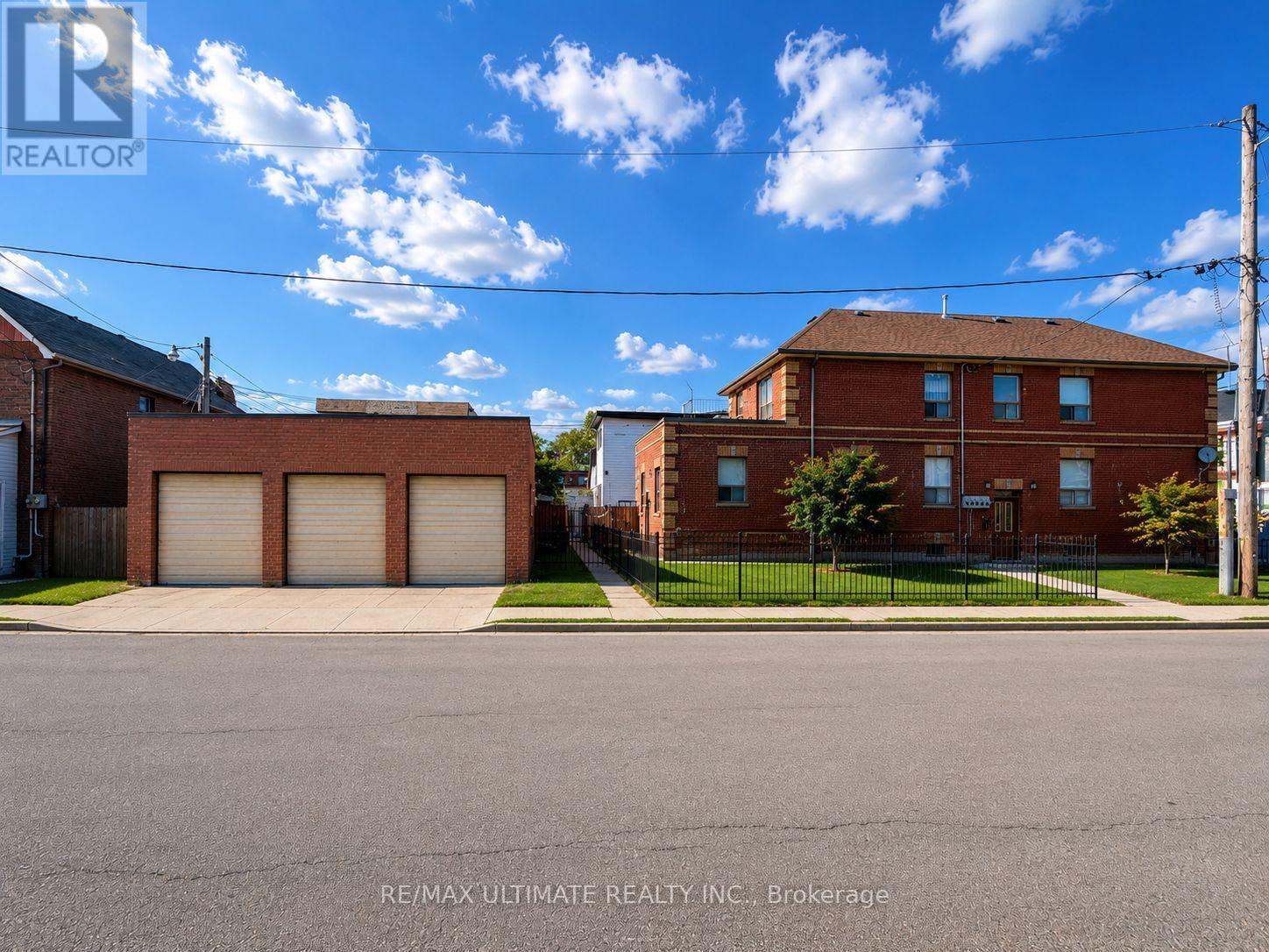 1440 Dufferin Street, Toronto, Ontario  M6H 3L2 - Photo 1 - W13682410