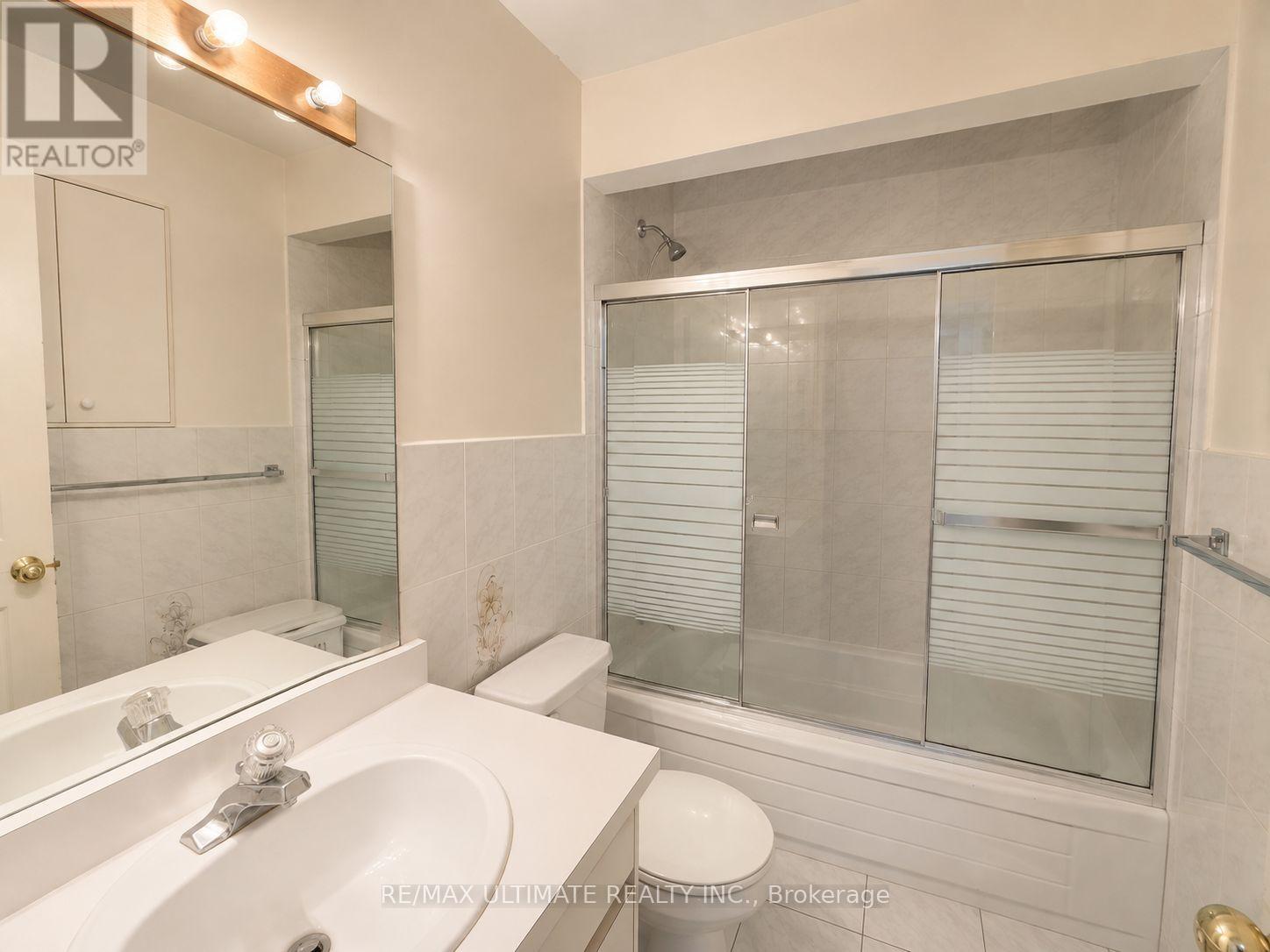 1440 Dufferin Street, Toronto, Ontario  M6H 3L2 - Photo 4 - W13682410