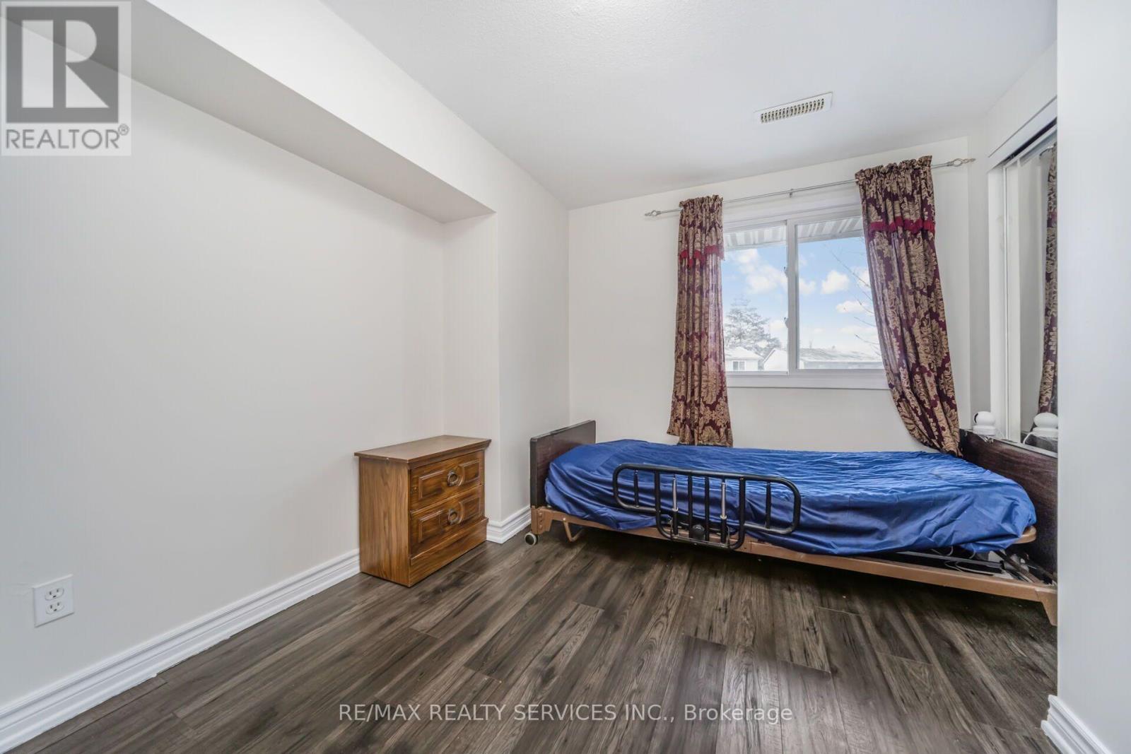 11 Juliette Square, Brampton, Ontario  L6S 2M6 - Photo 27 - W13682506