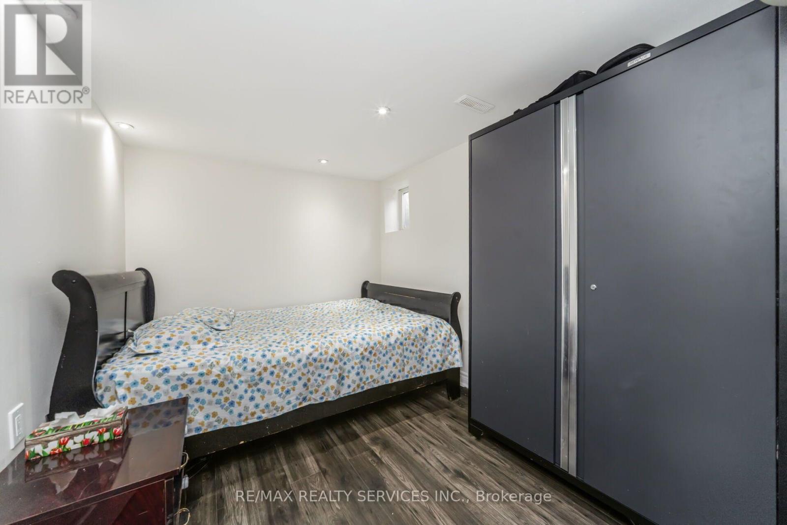 11 Juliette Square, Brampton, Ontario  L6S 2M6 - Photo 35 - W13682506