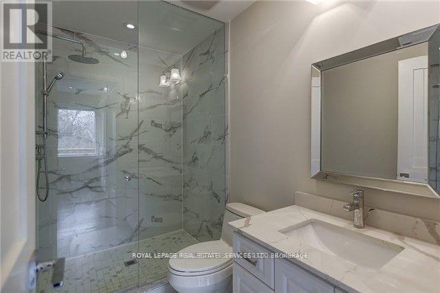 410 Glenlake Avenue, Toronto, Ontario  M6P 1G7 - Photo 10 - W13682554