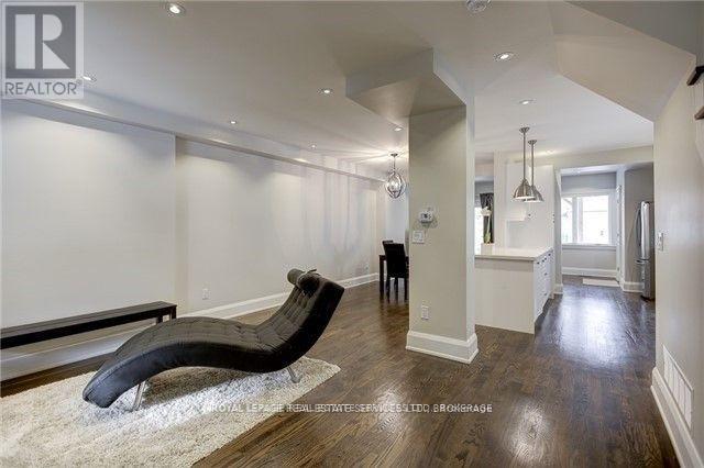 410 Glenlake Avenue, Toronto, Ontario  M6P 1G7 - Photo 2 - W13682554