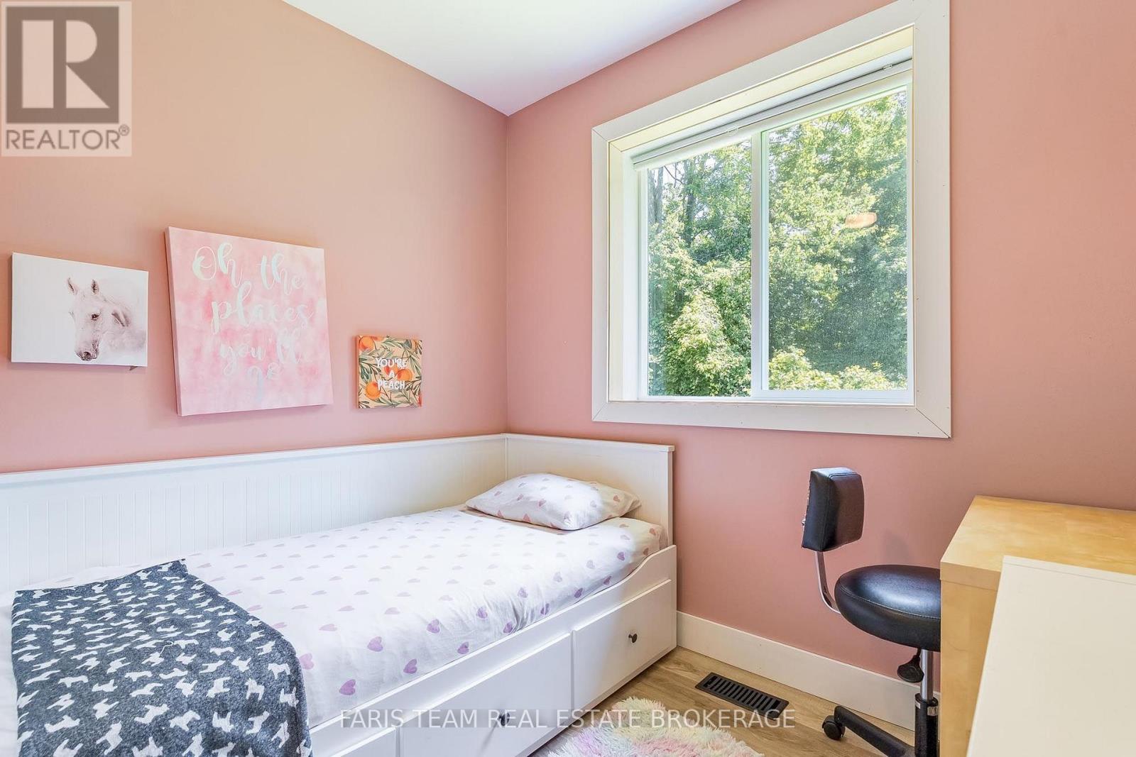 17956 Warden Avenue, East Gwillimbury, Ontario  L0G 1V0 - Photo 21 - N13681860