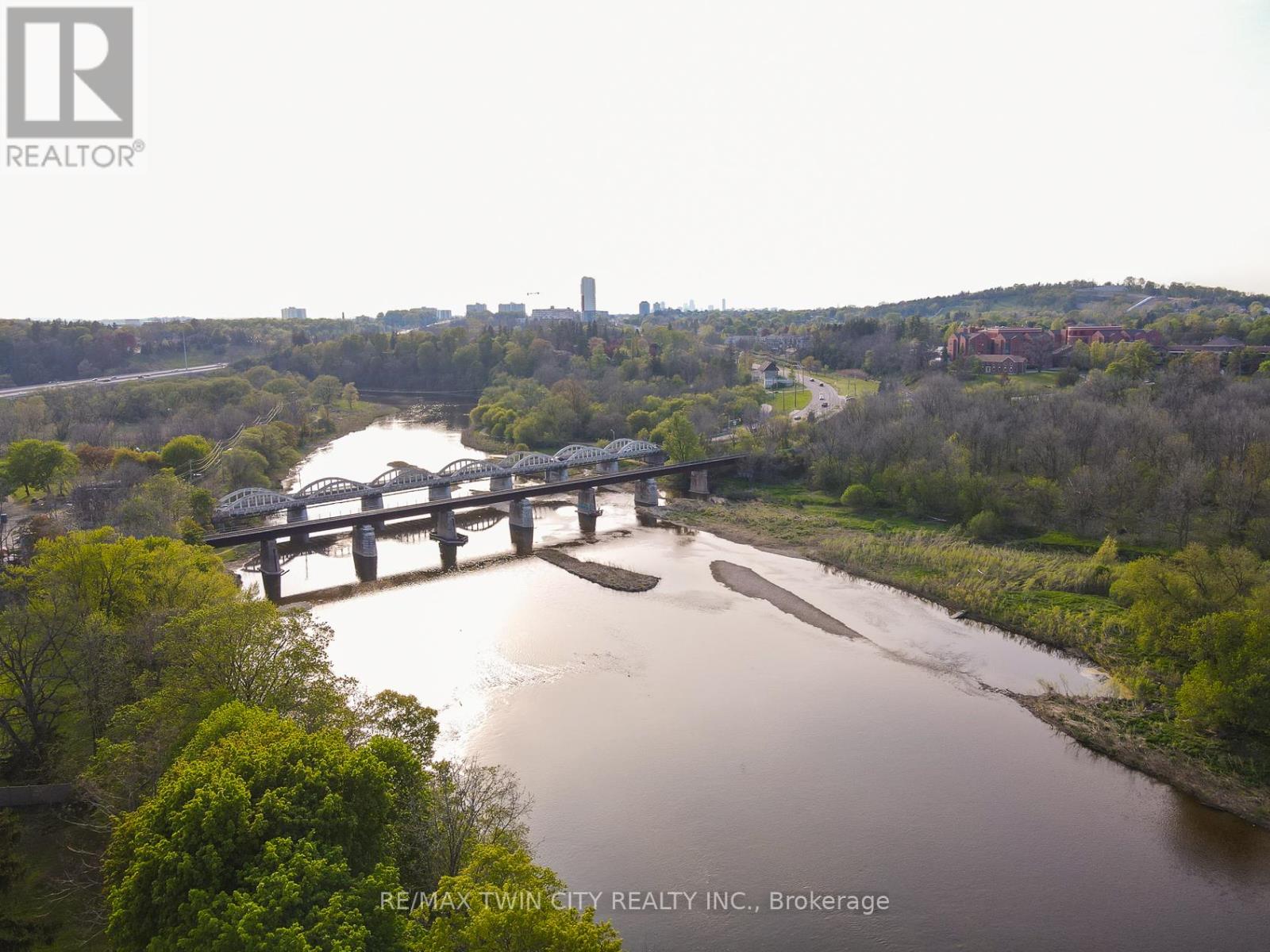 138 Riverbank Drive, Cambridge, Ontario  N3H 4R6 - Photo 14 - X13682342