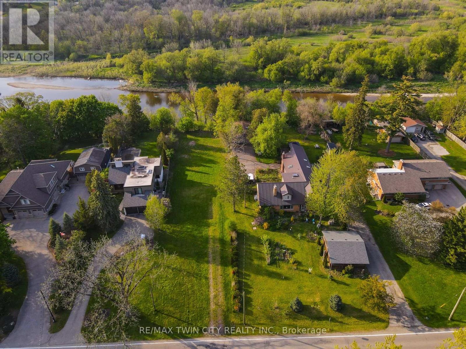 138 Riverbank Drive, Cambridge, Ontario  N3H 4R6 - Photo 36 - X13682342