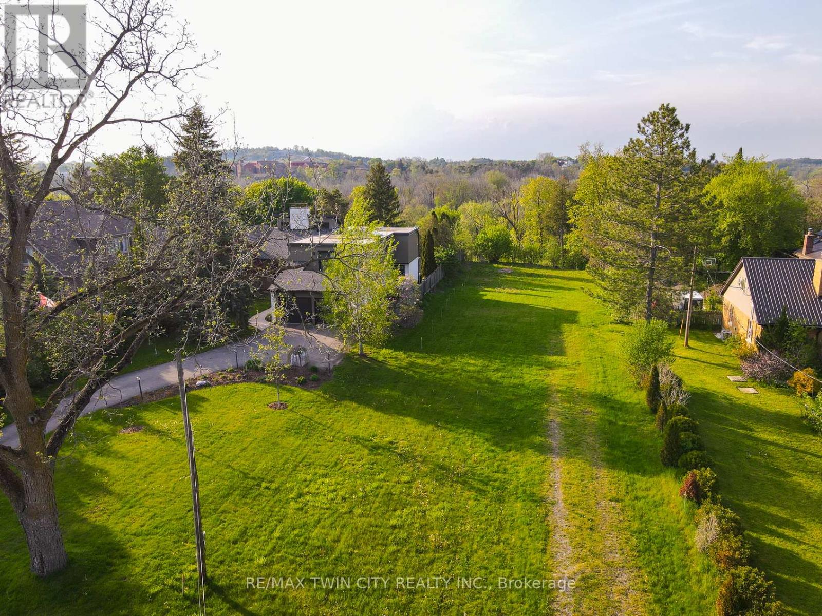 138 Riverbank Drive, Cambridge, Ontario  N3H 4R6 - Photo 39 - X13682342
