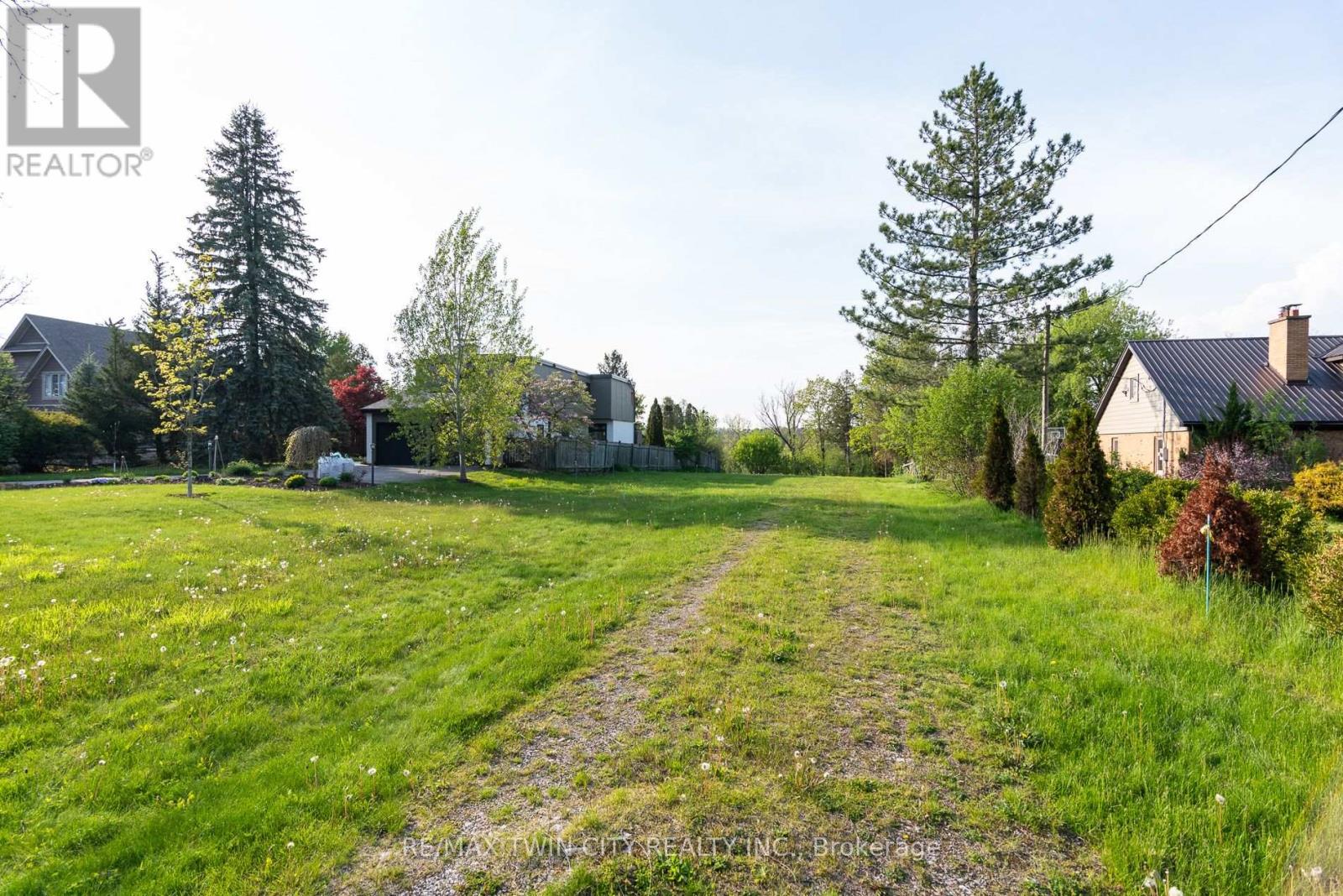 138 Riverbank Drive, Cambridge, Ontario  N3H 4R6 - Photo 4 - X13682342