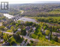 138 RIVERBANK DRIVE, Cambridge, Ontario