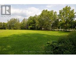 2 KINGS LANE, Brant, Ontario