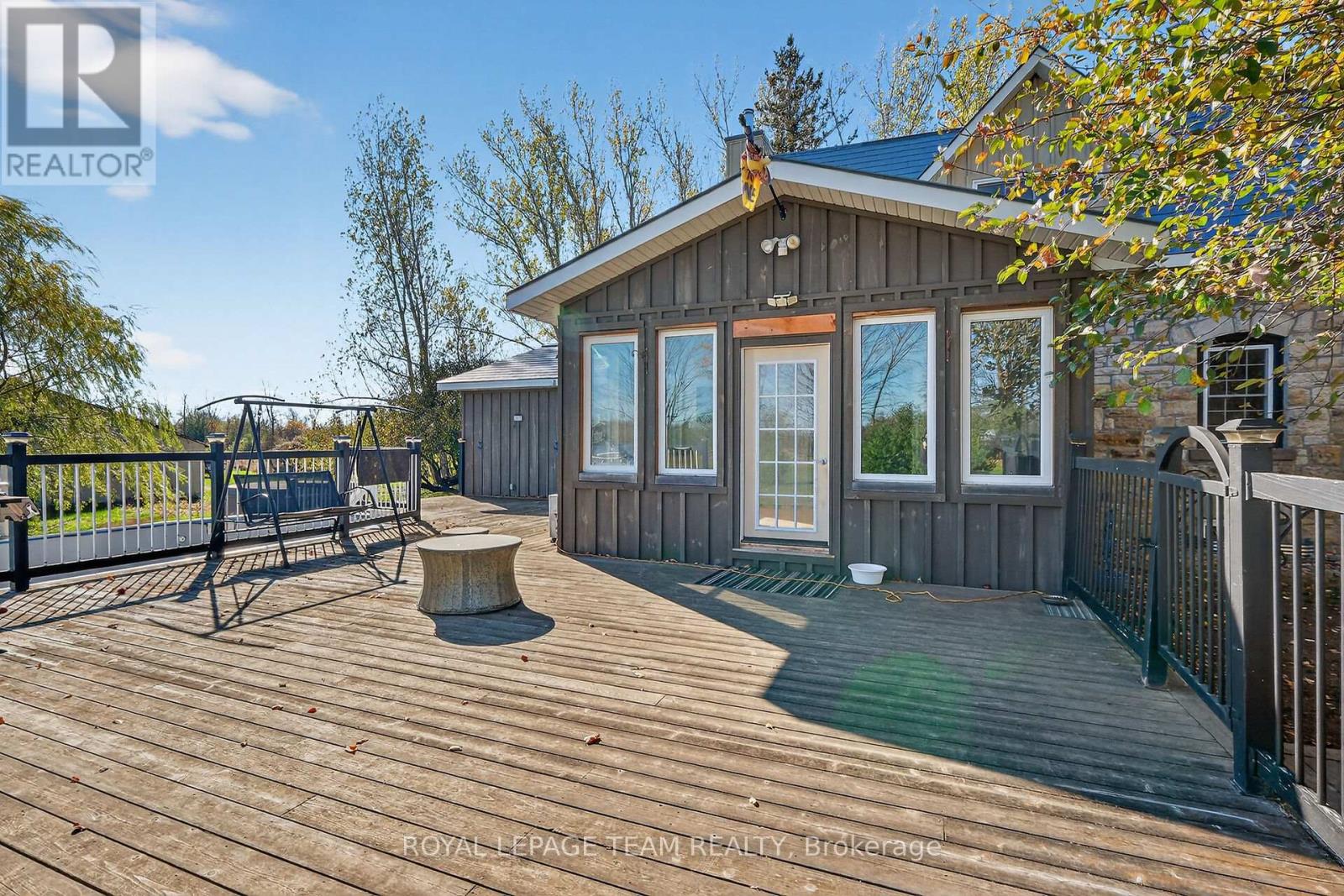 15 Bass Road, Elizabethtown-Kitley, Ontario  K0G 1L0 - Photo 10 - X12708240