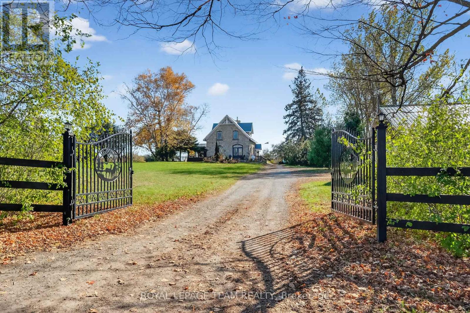 15 Bass Road, Elizabethtown-Kitley, Ontario  K0G 1L0 - Photo 2 - X12708240
