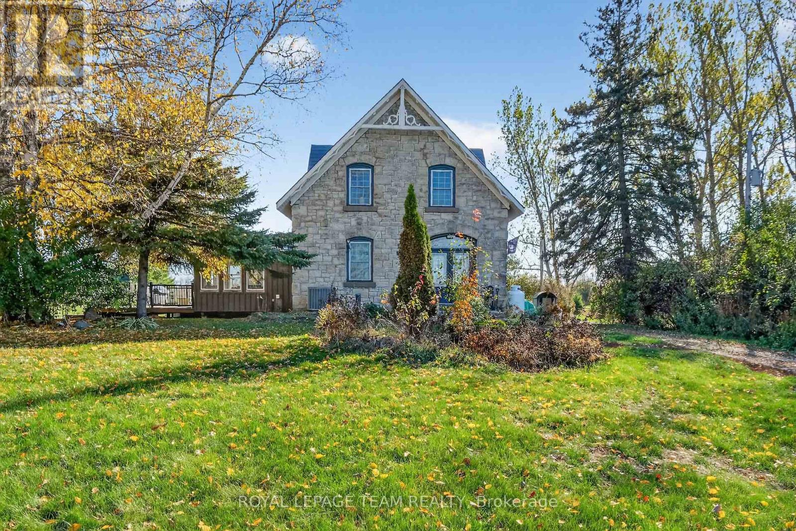 15 Bass Road, Elizabethtown-Kitley, Ontario  K0G 1L0 - Photo 3 - X12708240
