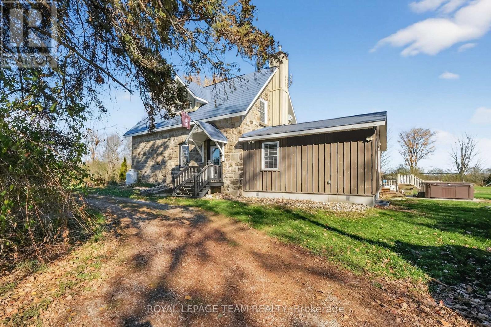 15 Bass Road, Elizabethtown-Kitley, Ontario  K0G 1L0 - Photo 36 - X12708240