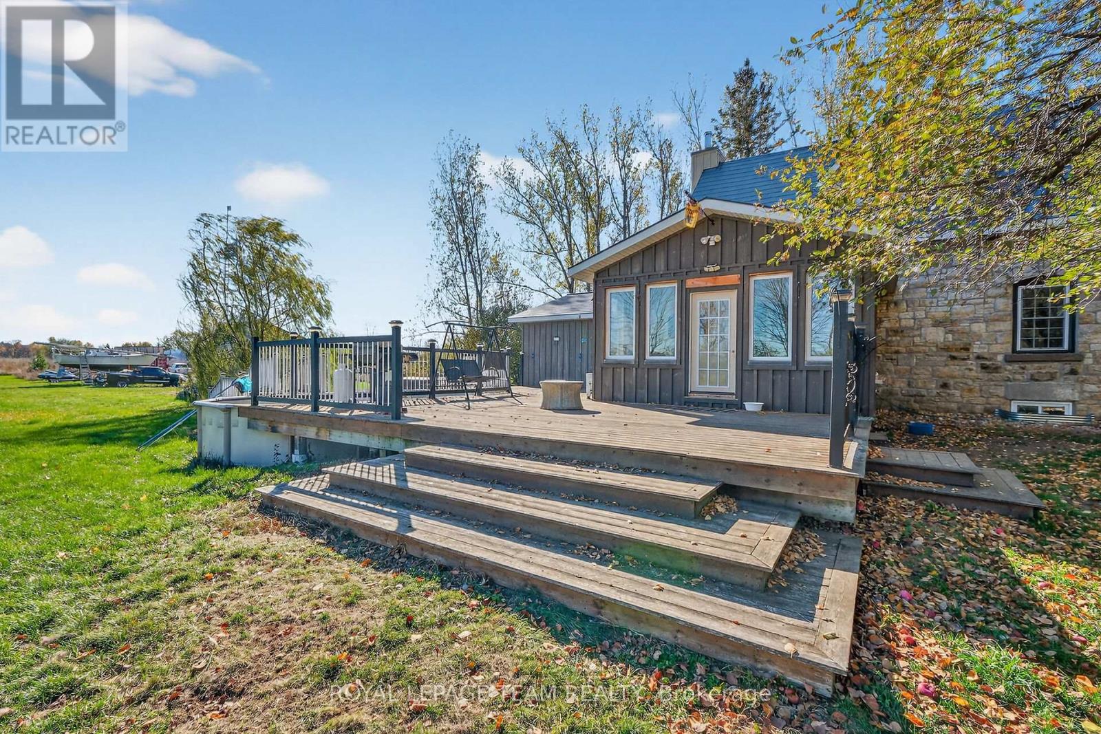 15 Bass Road, Elizabethtown-Kitley, Ontario  K0G 1L0 - Photo 9 - X12708240
