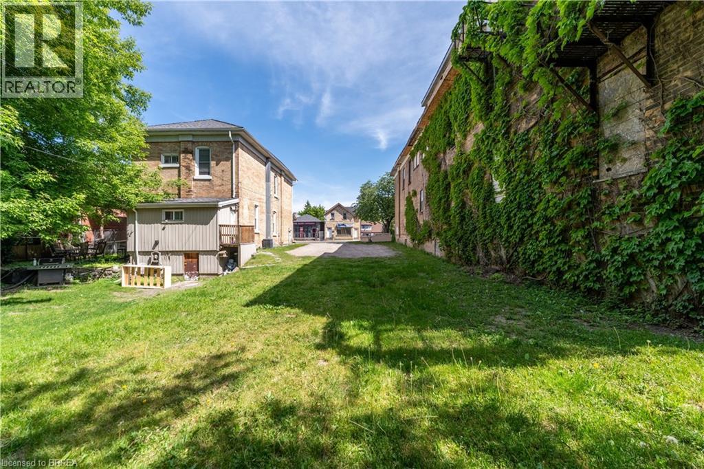 209 Dalhousie Street, Brantford, Ontario  N3S 3T8 - Photo 6 - 40834594