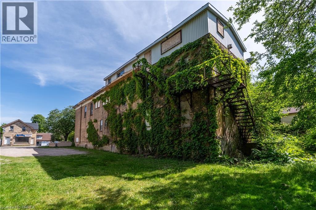 209 Dalhousie Street, Brantford, Ontario  N3S 3T8 - Photo 7 - 40834594