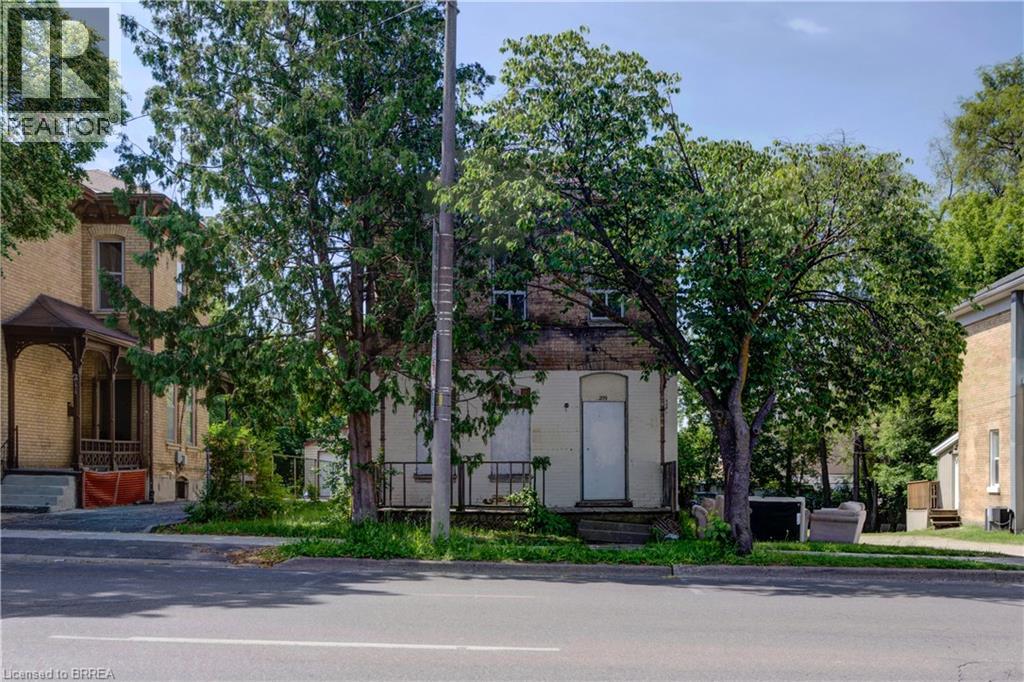 209 DALHOUSIE Street, Brantford, Ontario