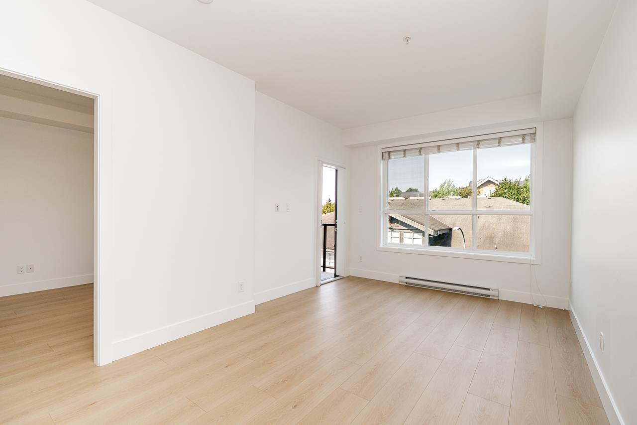 302 6468 195a Street, Surrey, British Columbia  V4N 6R6 - Photo 13 - R3156182