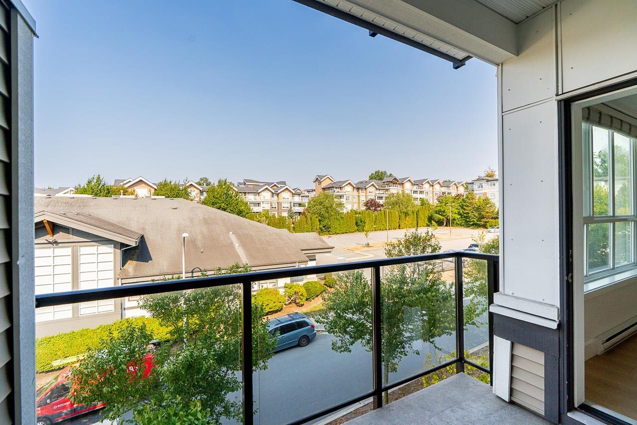 302 6468 195a Street, Surrey, British Columbia  V4N 6R6 - Photo 25 - R3156182
