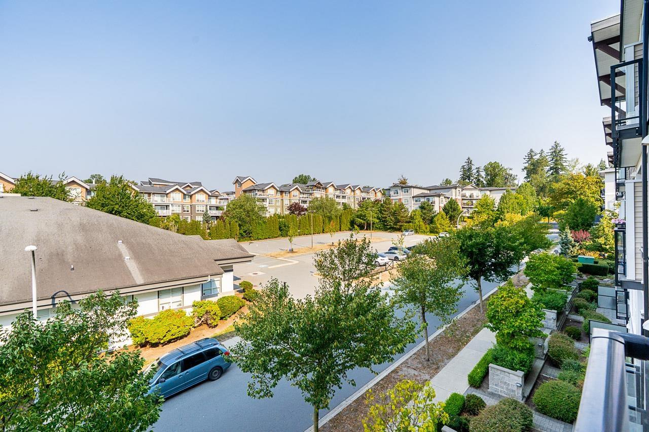 302 6468 195a Street, Surrey, British Columbia  V4N 6R6 - Photo 27 - R3156182