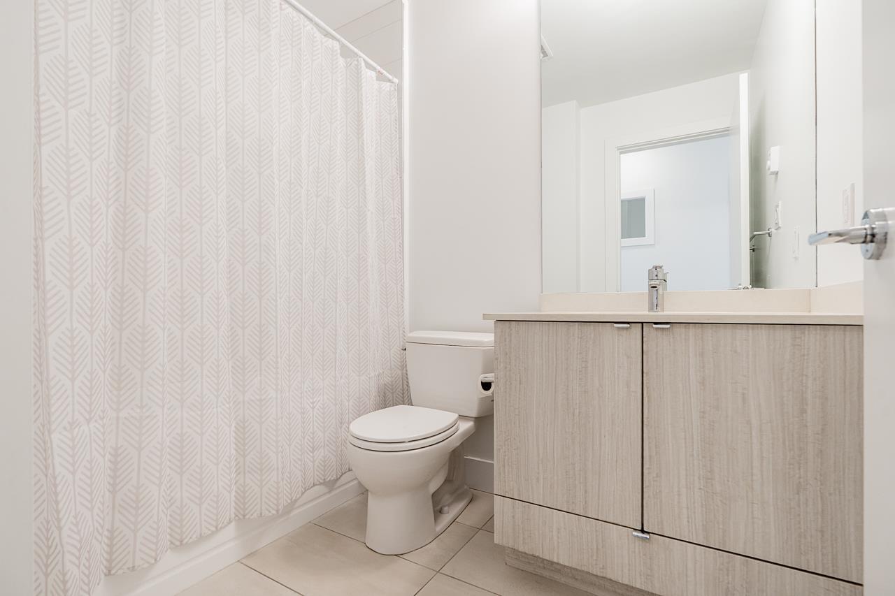 302 6468 195a Street, Surrey, British Columbia  V4N 6R6 - Photo 22 - R3156182