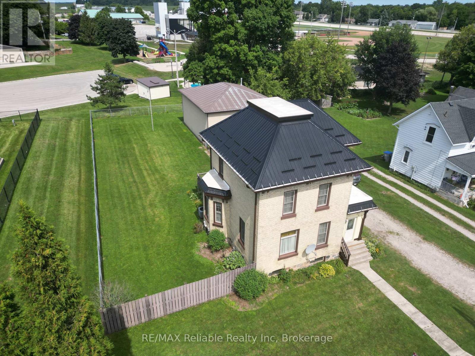 33 Princess Street E, Central Huron, Ontario  N0M 1L0 - Photo 49 - X13662408