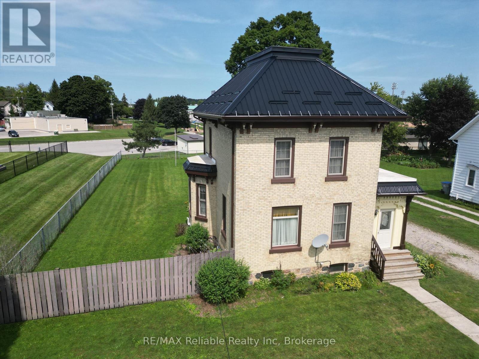 33 Princess Street E, Central Huron, Ontario  N0M 1L0 - Photo 48 - X13662408