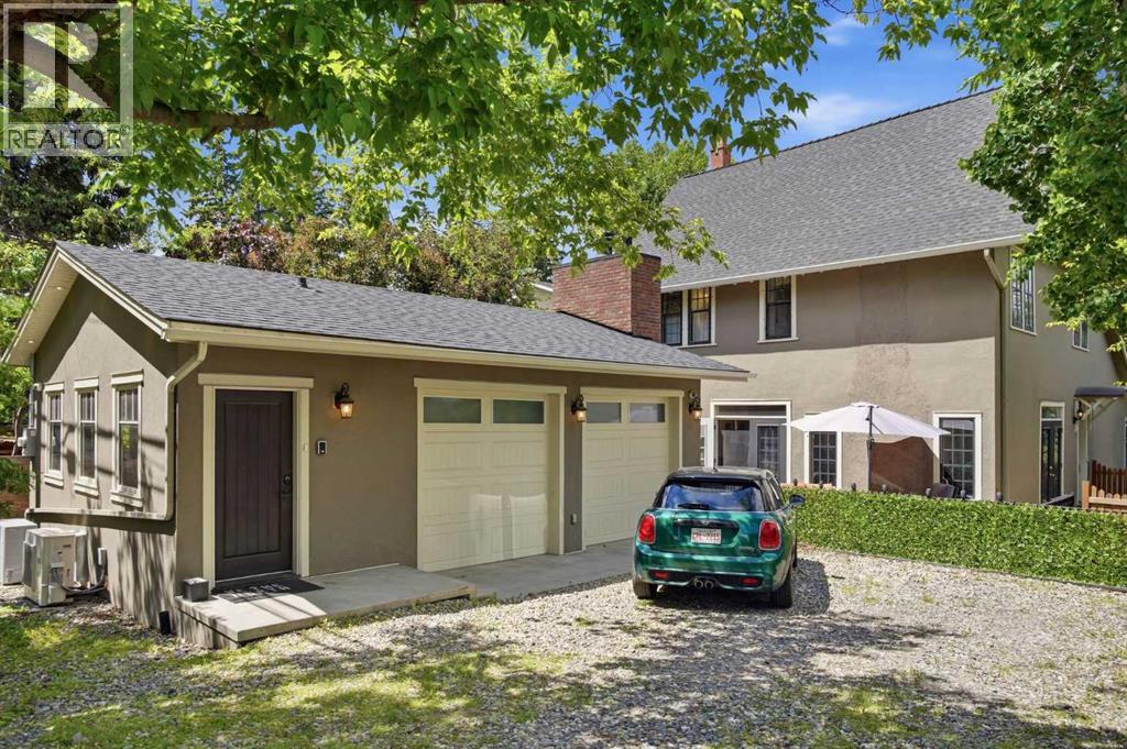 615 Crescent Boulevard SW, Calgary, Alberta  T2S 1K8 - Photo 2 - A2324309