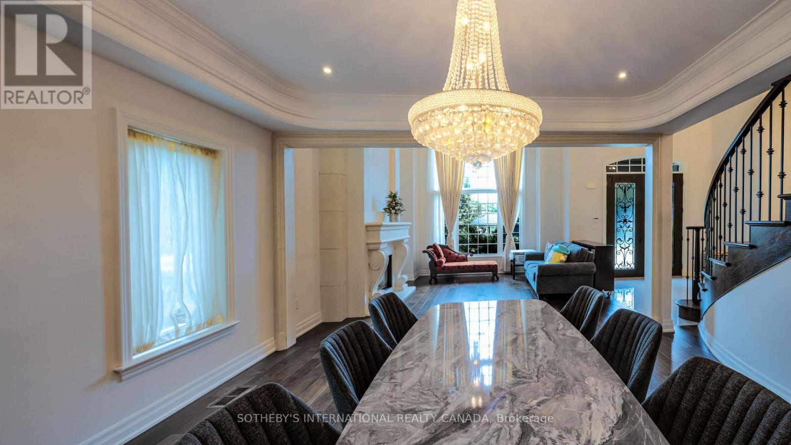 369 Lees Lane, Oakville, Ontario  L6L 4S4 - Photo 7 - W13474166