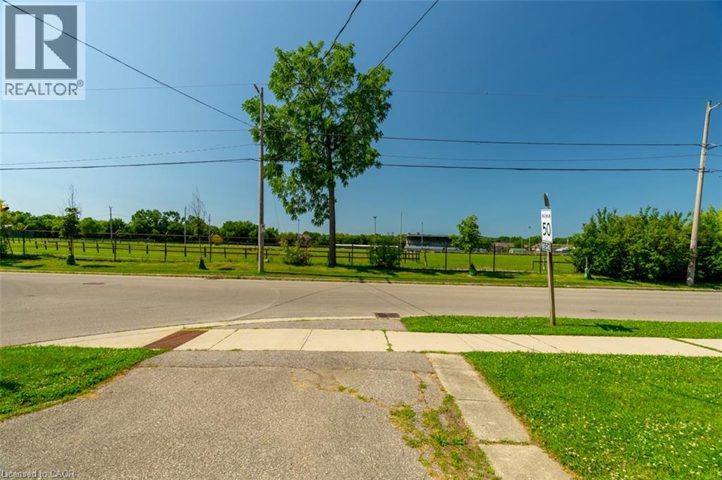 173 Thomas Street Unit# A, Milton, Ontario  L9T 2E4 - Photo 4 - 40853945
