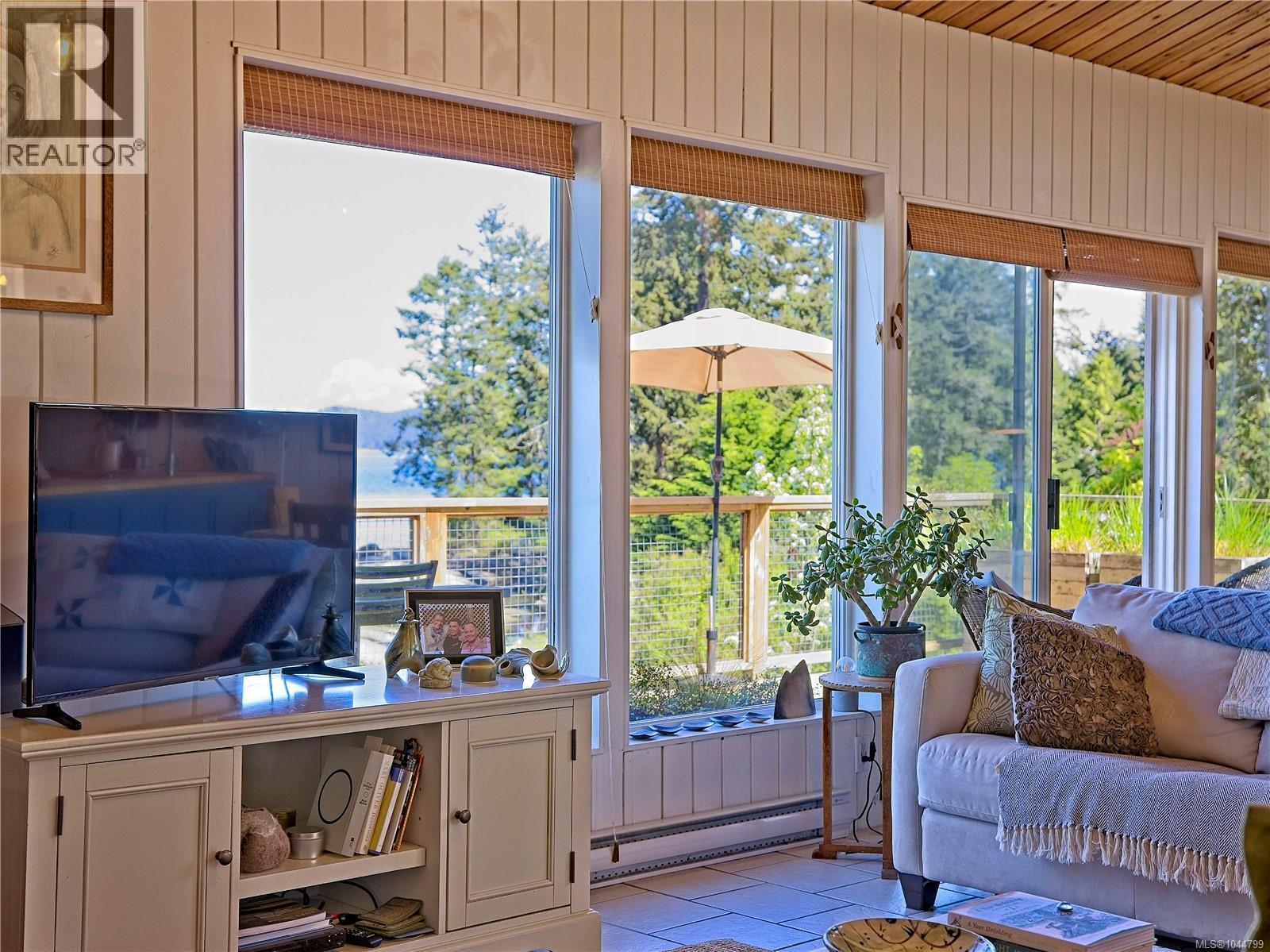 1607 North Beach Rd, Salt Spring, British Columbia  V8K 1A8 - Photo 16 - 1044799