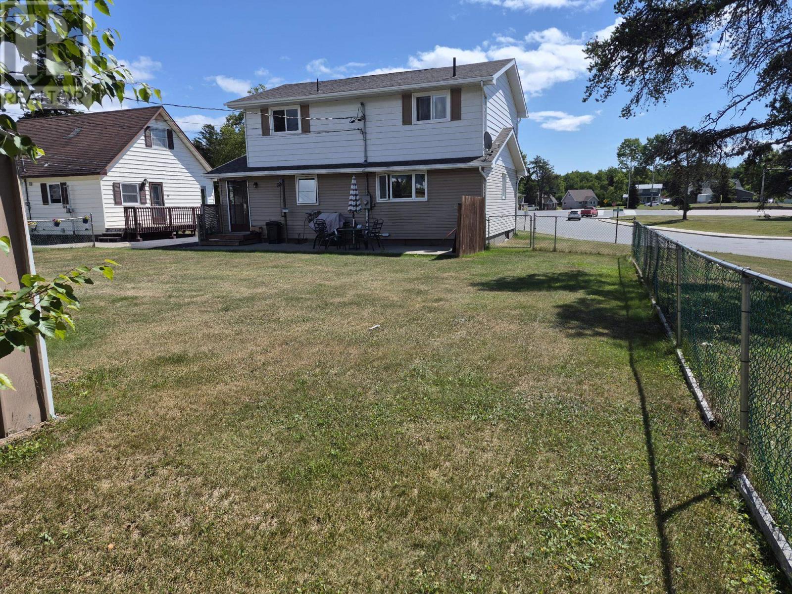 1 Laurier Ave, Terrace Bay, Ontario  P0T 2W0 - Photo 47 - TB2602386