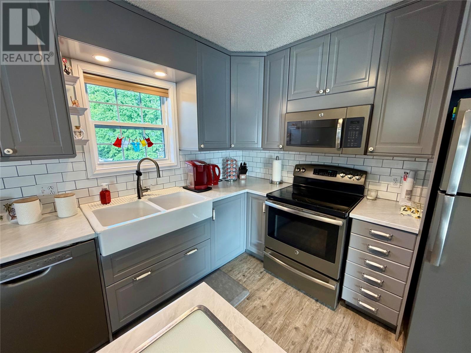 1 Mayor Avenue, Deer Lake — photo 12