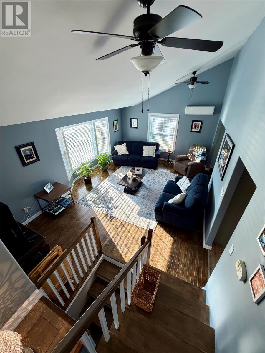 1 Mayor Avenue, Deer Lake — photo 9