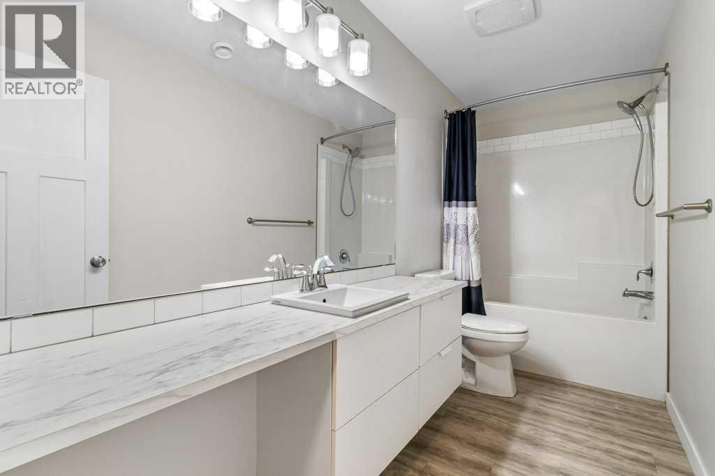 3902 46 Street, Red Deer, Alberta  T4N 1M1 - Photo 30 - A2329109