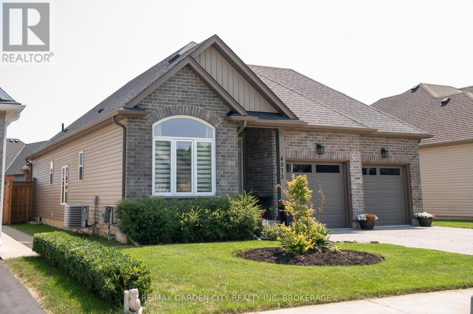 4073 Village Creek Drive, Fort Erie (Stevensville), Ontario L0S 1S0 - Photo 1 - X13682680