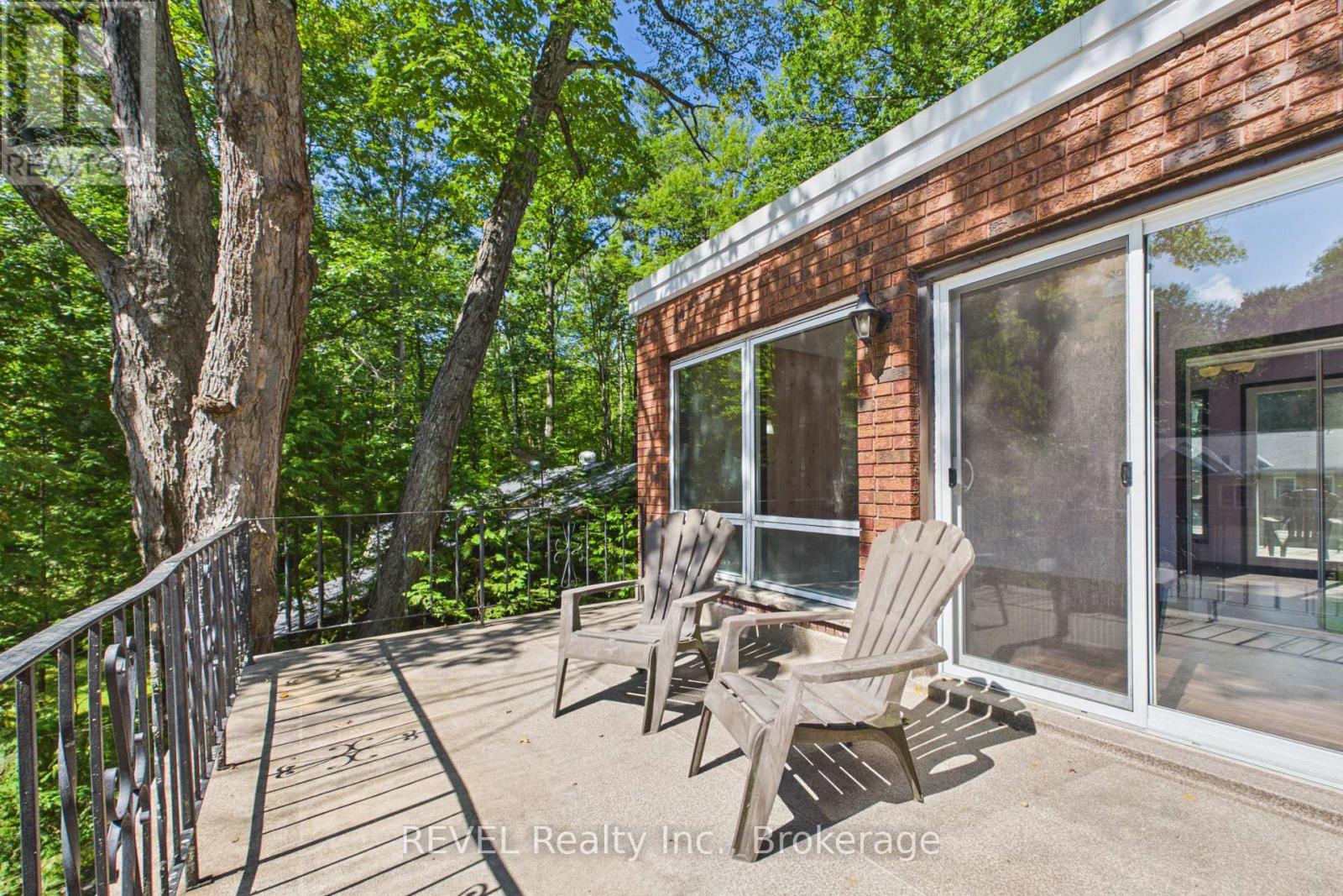 370 Segwun Boulevard, Gravenhurst, Ontario  P1P 1C5 - Photo 37 - X13682766