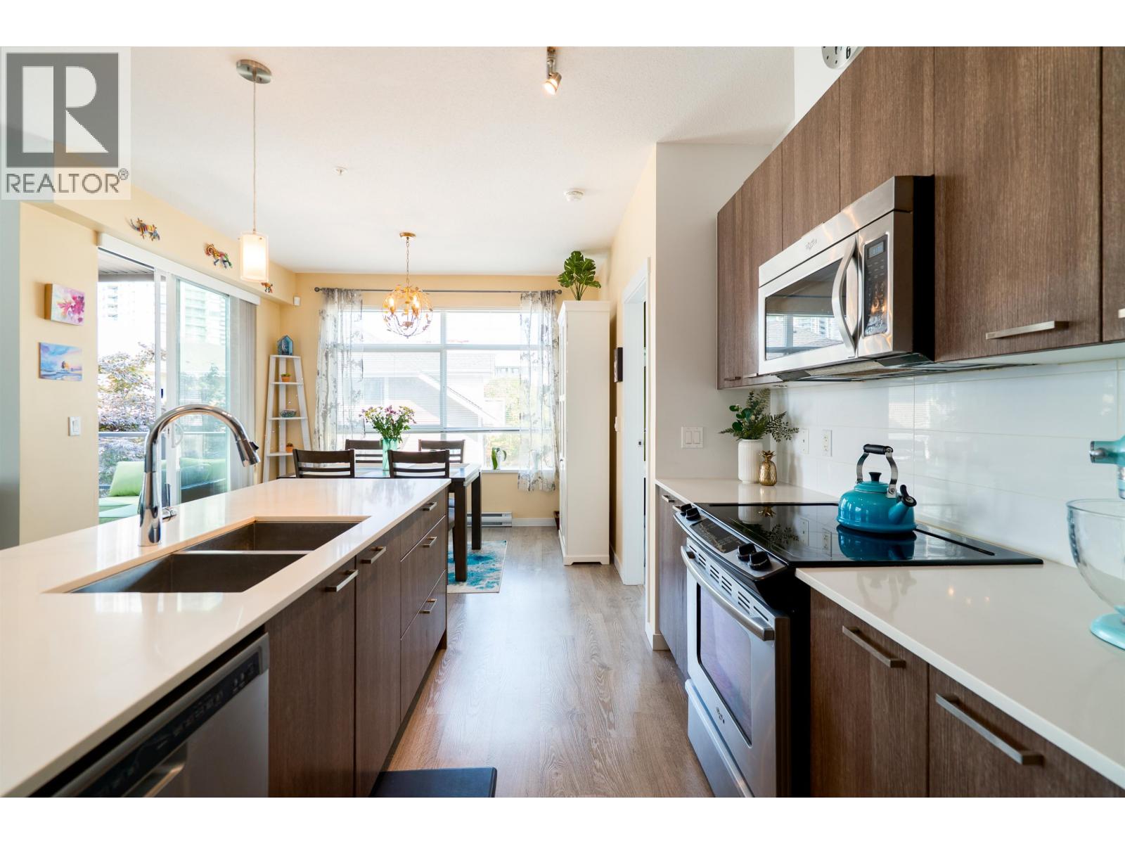 215 617 Smith Avenue, Coquitlam, British Columbia  V3J 0C3 - Photo 9 - R3156204