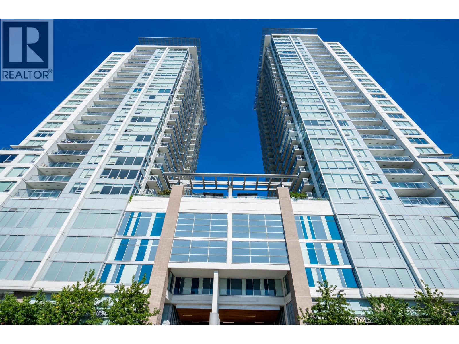 2810 908 Quayside Drive, New Westminster, British Columbia  V3M 0L4 - Photo 2 - R3156205