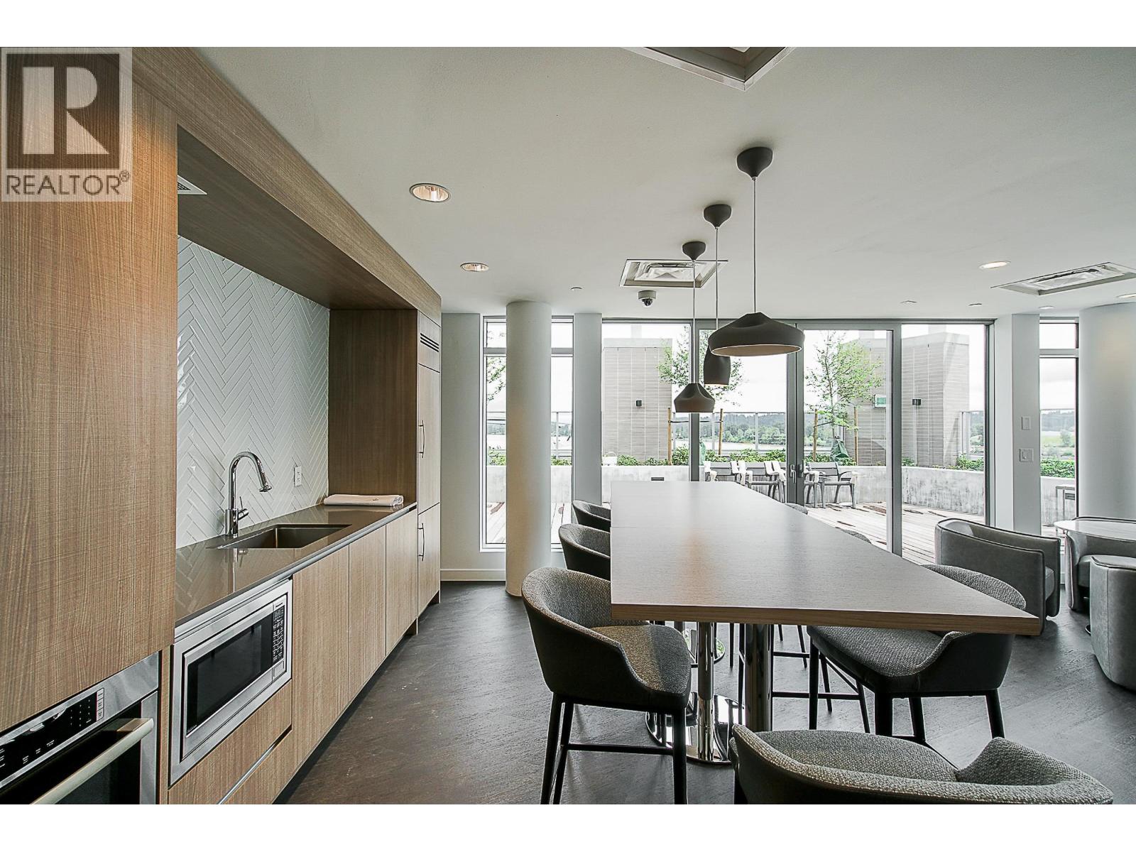 2810 908 Quayside Drive, New Westminster, British Columbia  V3M 0L4 - Photo 33 - R3156205
