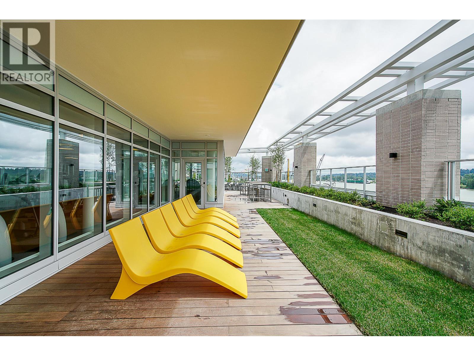 2810 908 Quayside Drive, New Westminster, British Columbia  V3M 0L4 - Photo 37 - R3156205