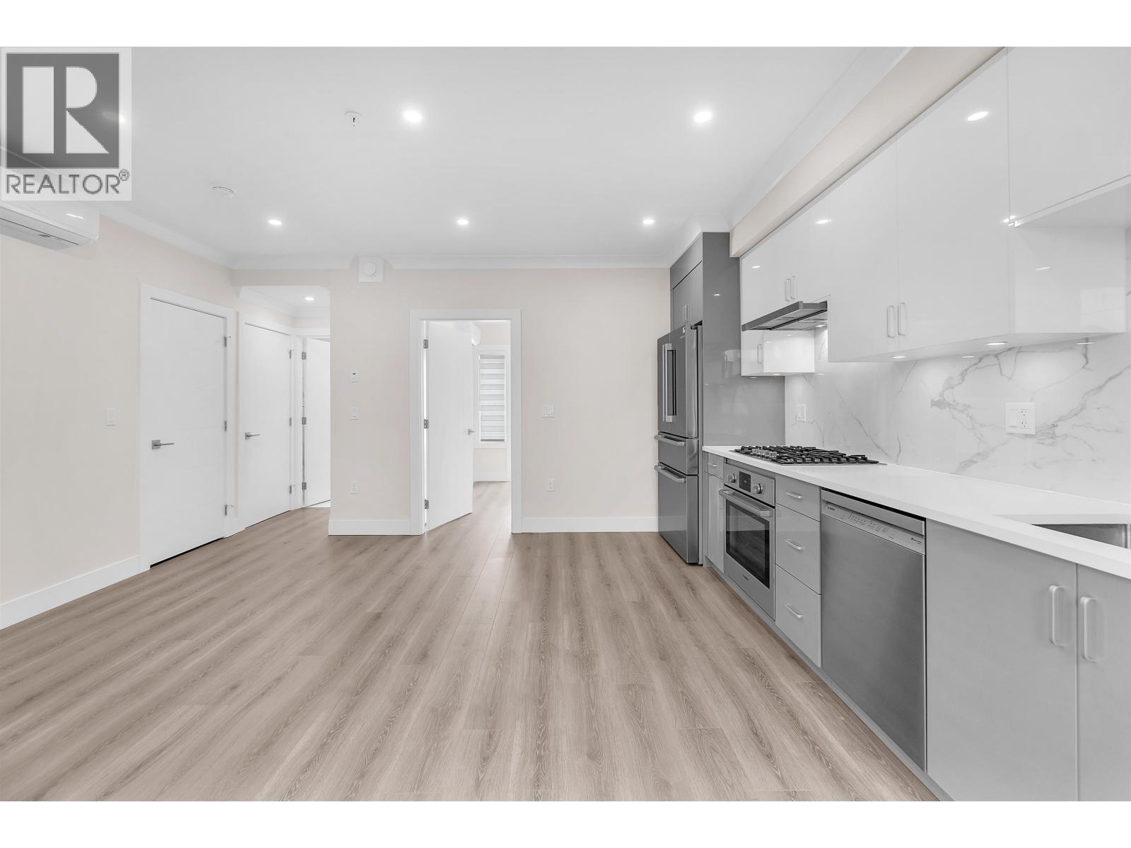 8327 French Street, Vancouver, British Columbia  V6P 0L7 - Photo 9 - R3156209