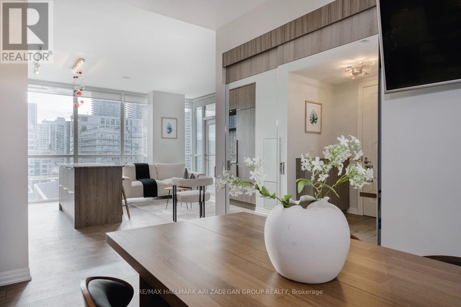 1806 - 88 Blue Jays Way, Toronto, Ontario  M5V 0L7 - Photo 9 - C13682034