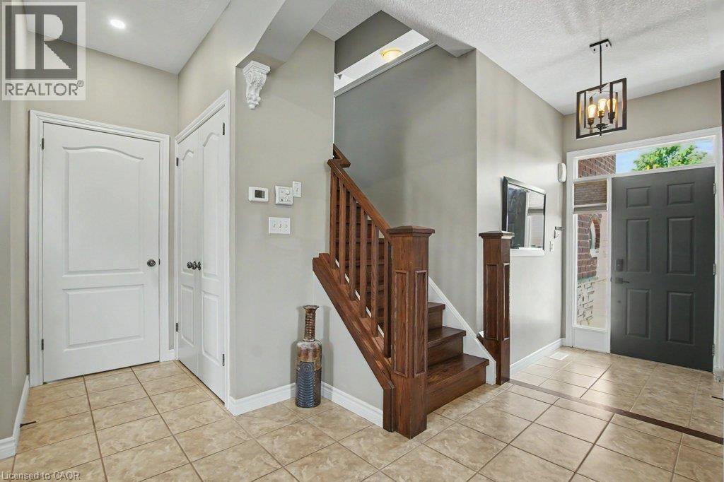 767 Lucerne Avenue, Waterloo, Ontario  N2T 2Y3 - Photo 15 - 40856185