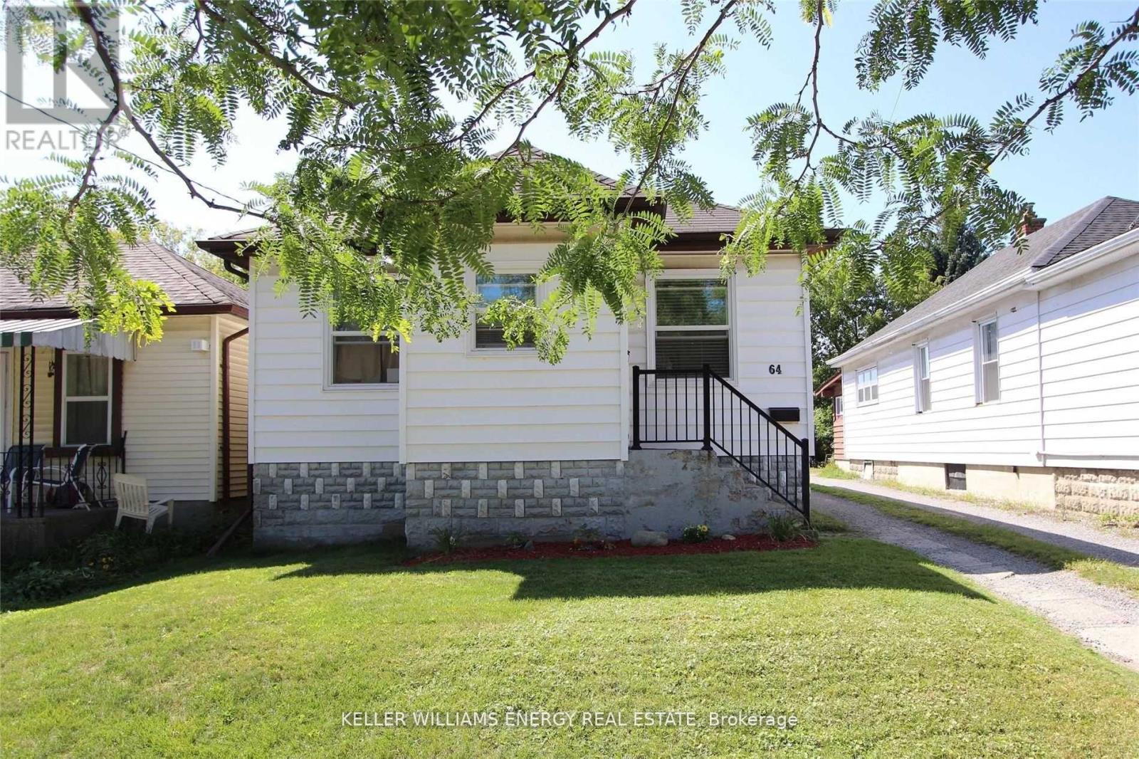64 Grenfell Street, Oshawa, Ontario  L1J 4W2 - Photo 10 - E13682760