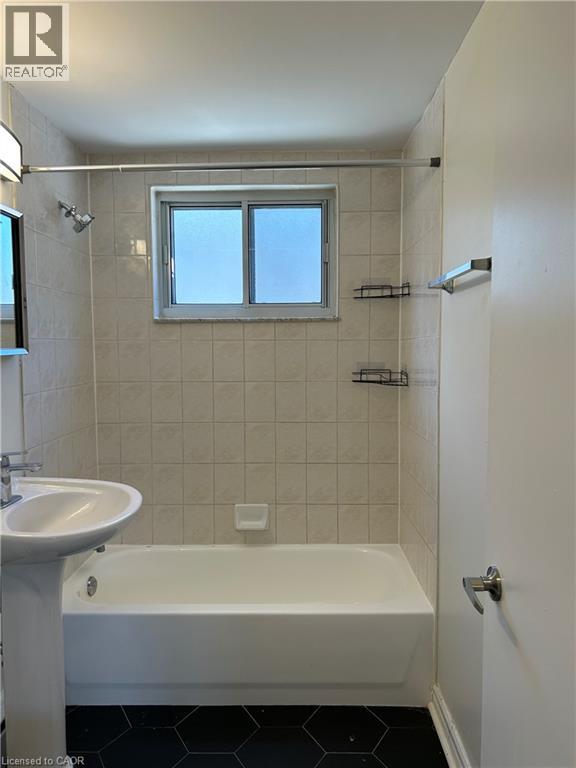 108 Creighton Road Unit# 14, Dundas, Ontario  L9H 3C1 - Photo 8 - 40854055