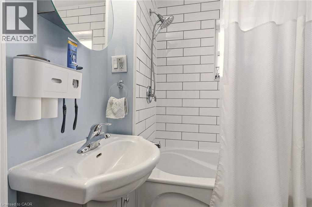 35 Dundas Street, Dundas, Ontario  L8H 1A1 - Photo 21 - 40853549