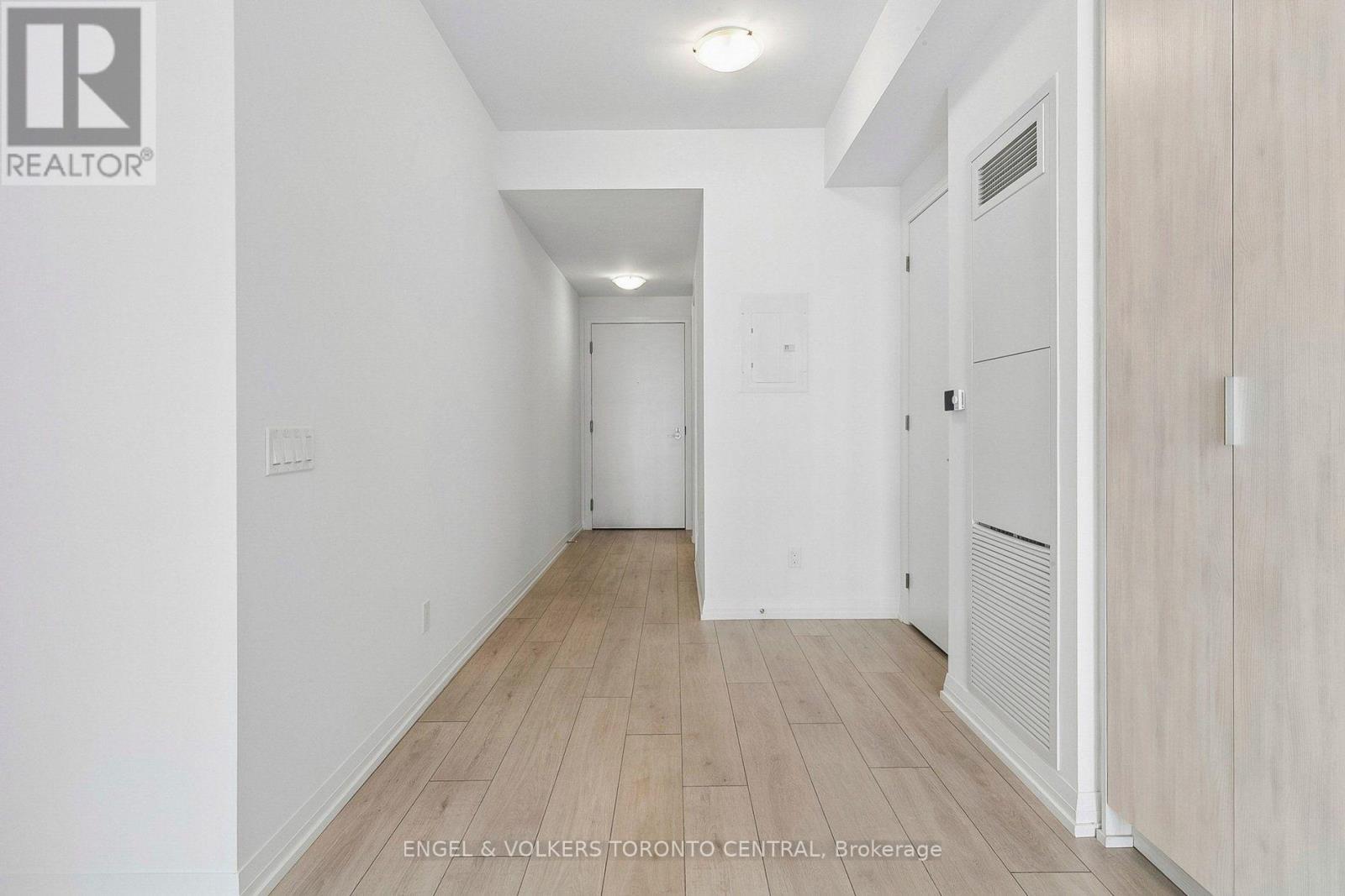 2102 - 400 King Street W, Toronto, Ontario  M5V 1K2 - Photo 5 - C13682640