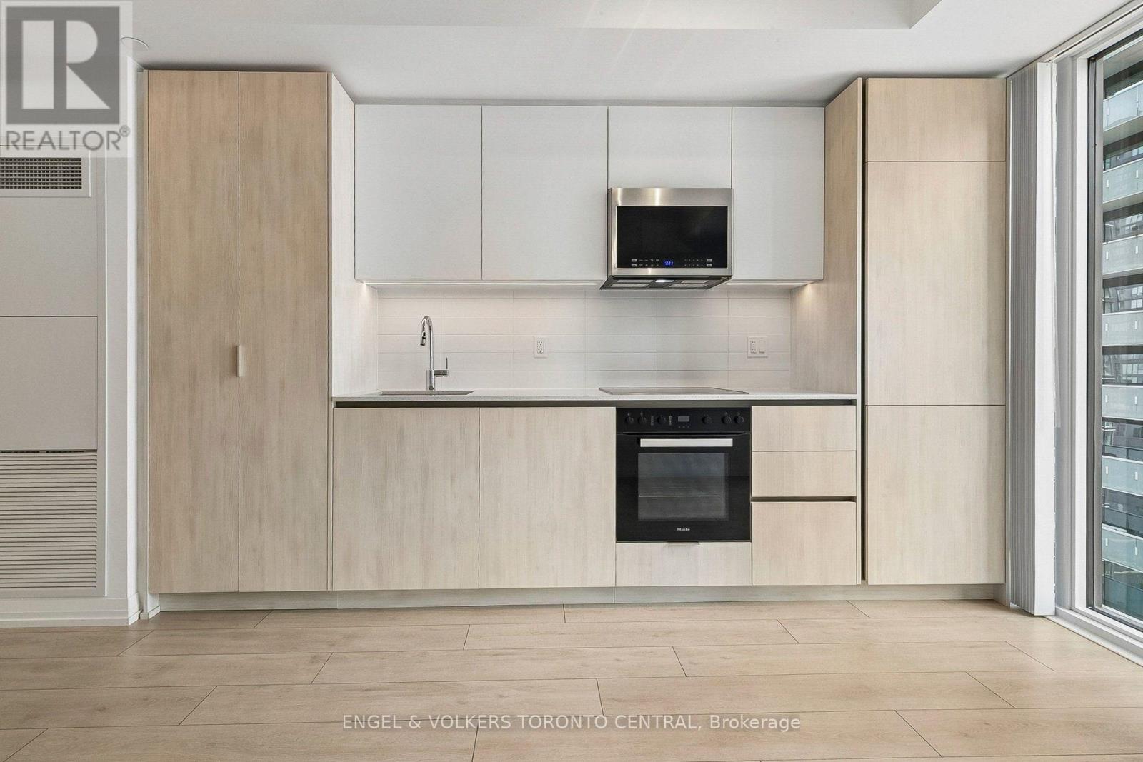 2102 - 400 King Street W, Toronto, Ontario  M5V 1K2 - Photo 9 - C13682640